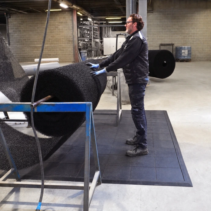 Rebourne M1 anti-fatigue mat in production environment